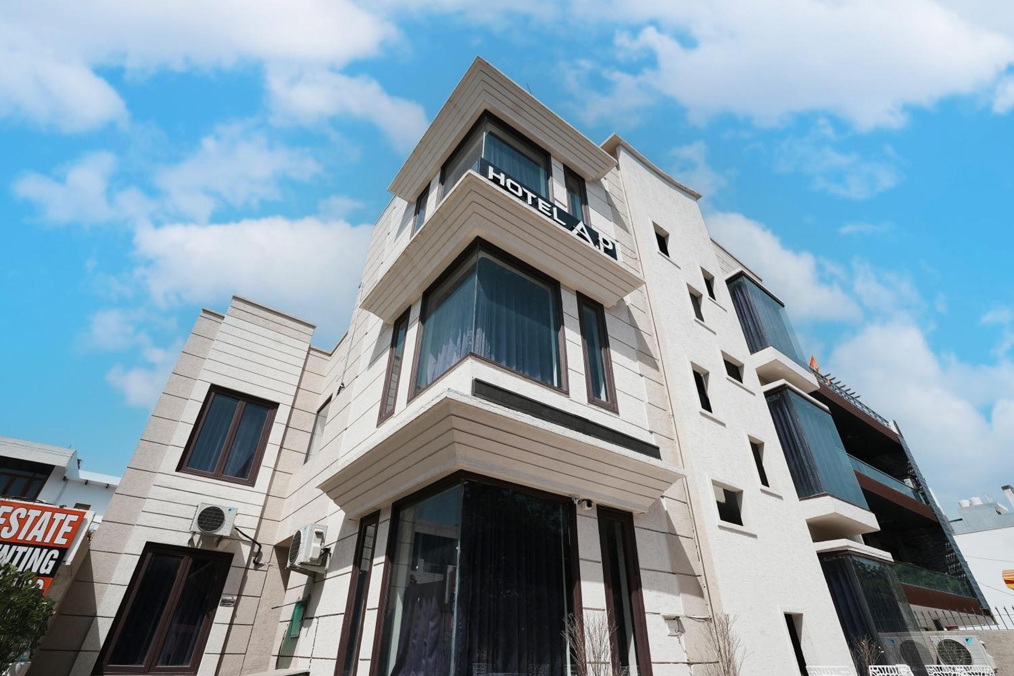 Hotel A.P Residency Гургаон Екстериор снимка